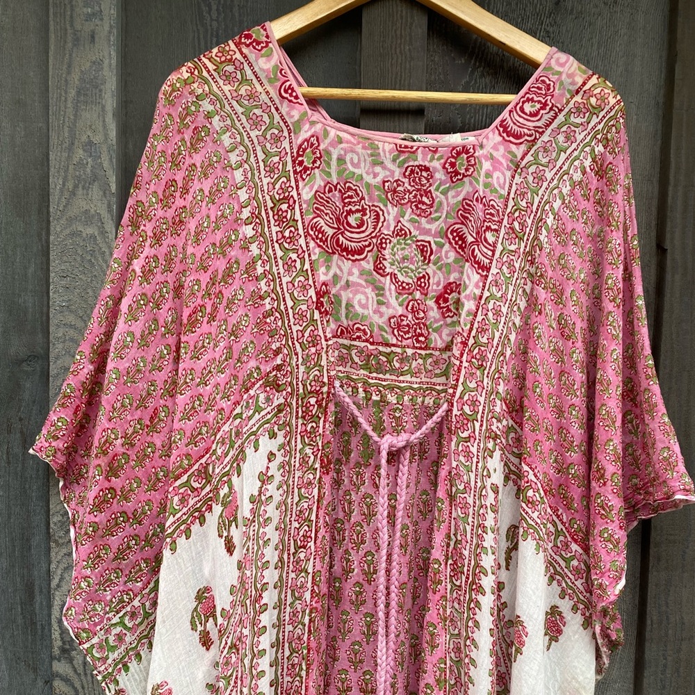 Vintage Indian Caftan Size Medium/ Large